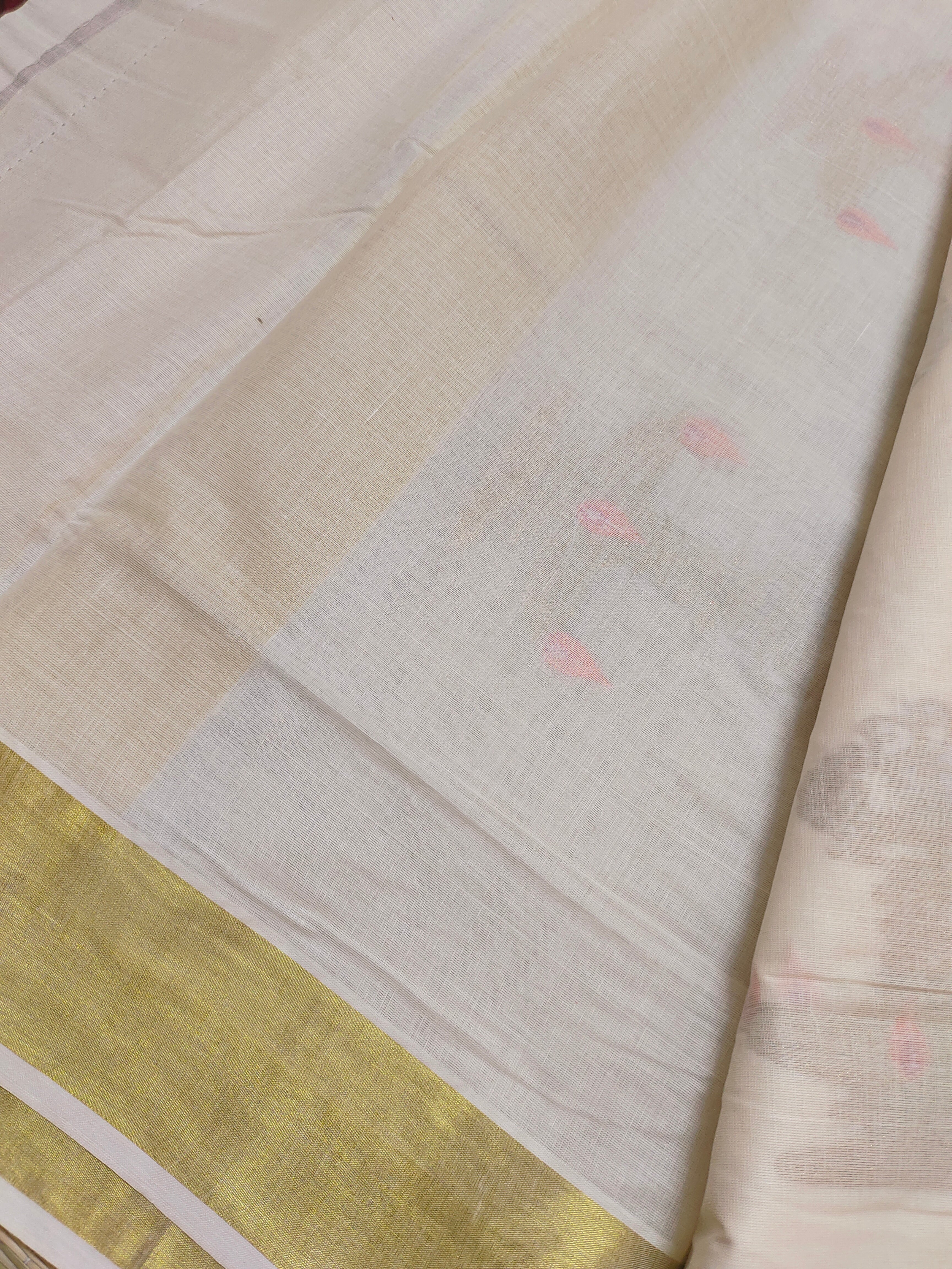 Premium Kerala Cotton Kasavu Saree With Embroidery