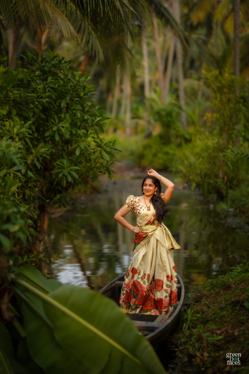 Rose Digital Print Tissue Davani Set