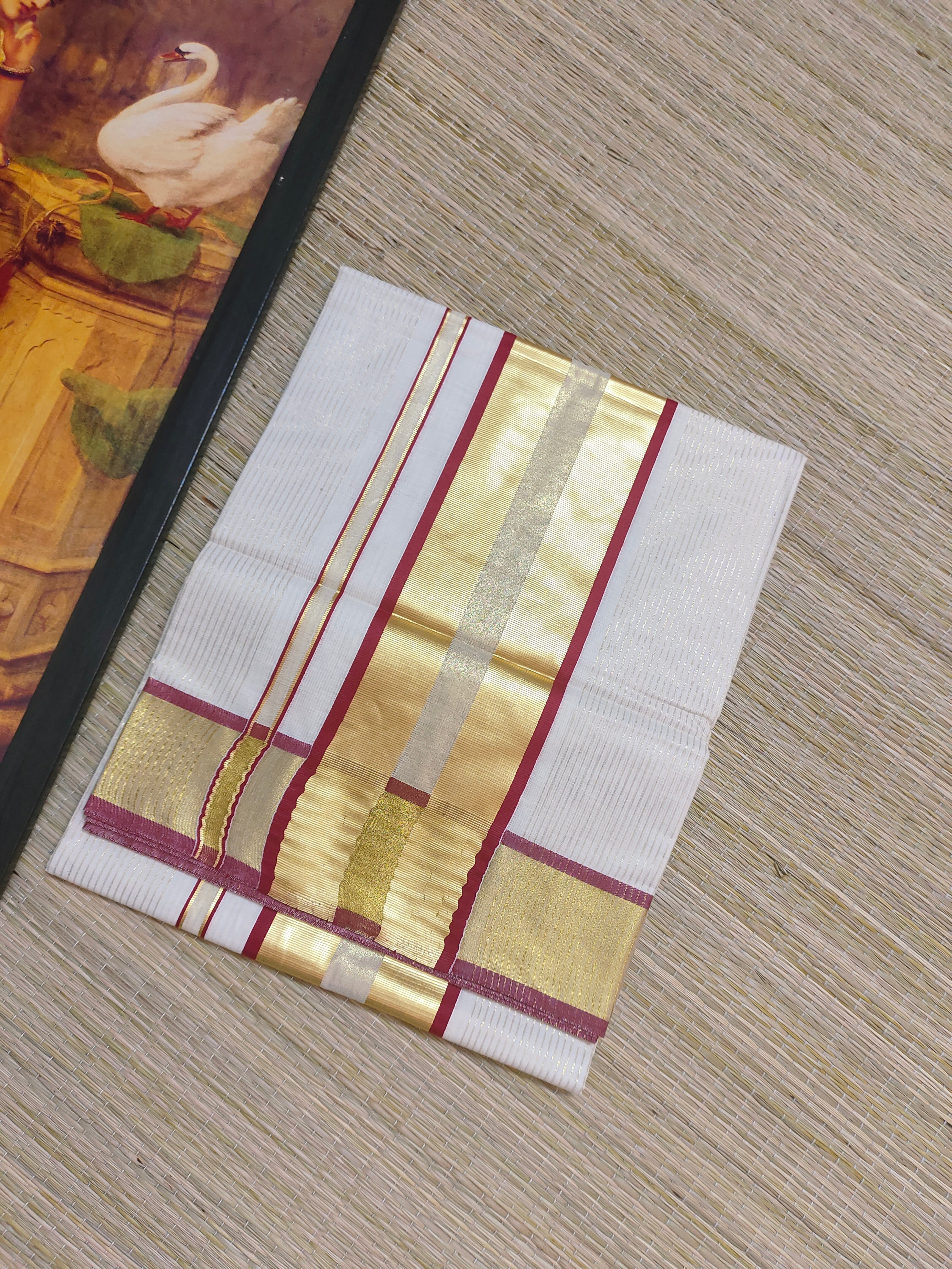 Traditional Kerala Cotton Saree with Elegant Zari Border