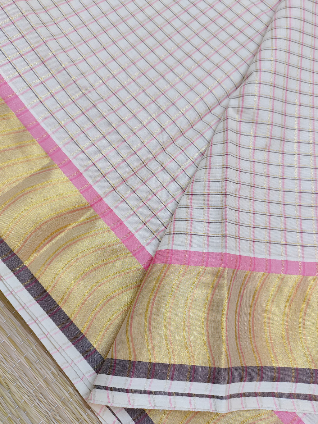 Premium Kerala Cotton All Over Check Saree