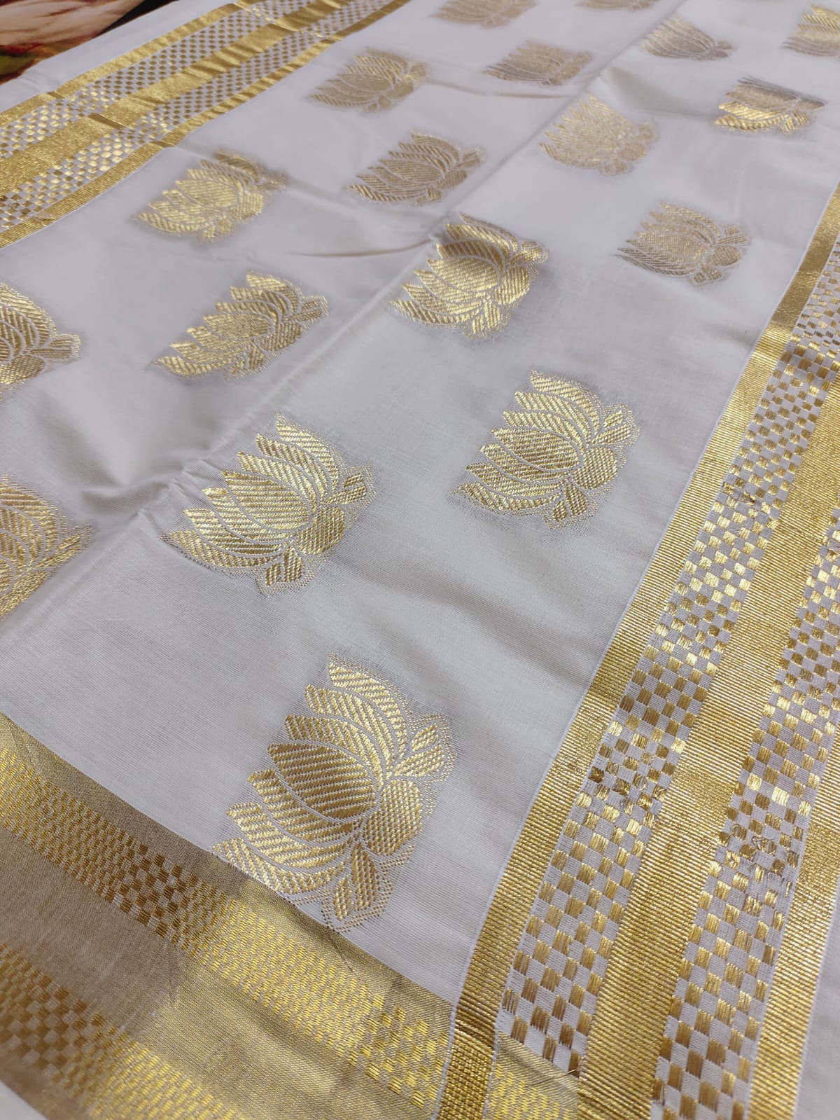 Premium Lotus Weave Cotton Kasavu Saree