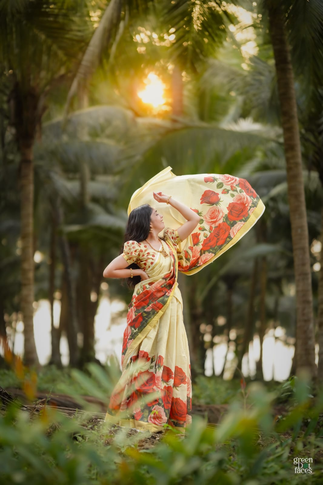 Rose Digital Print Tissue Davani Set