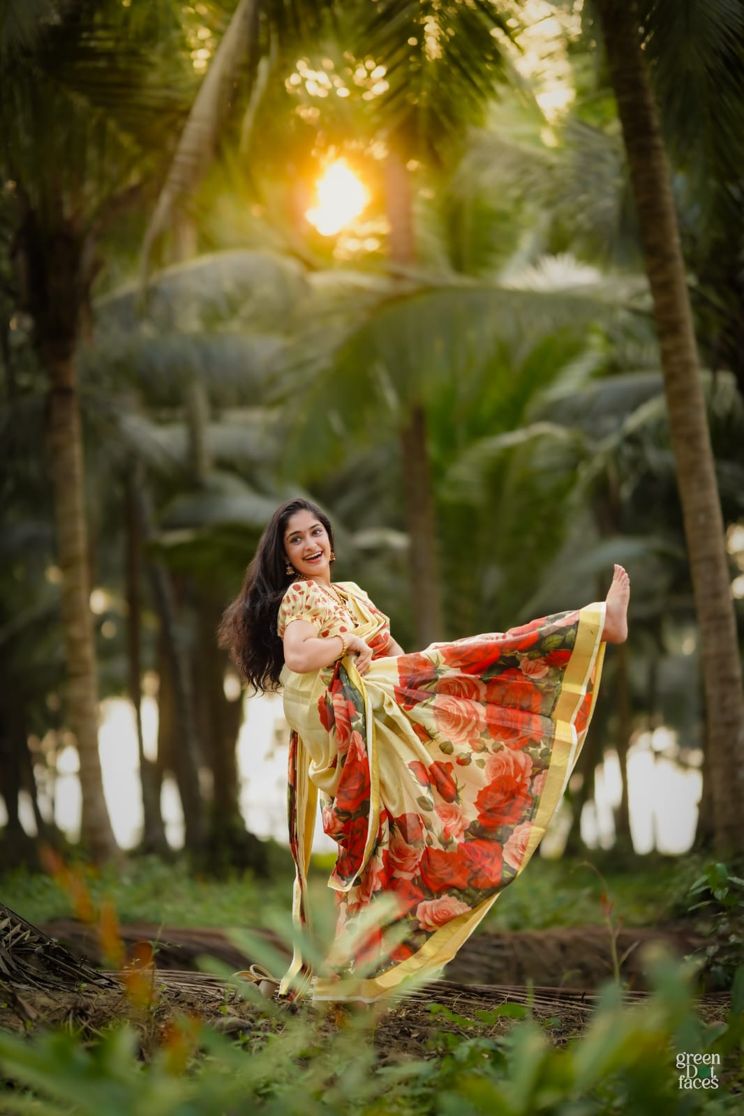 Rose Digital Print Tissue Davani Set