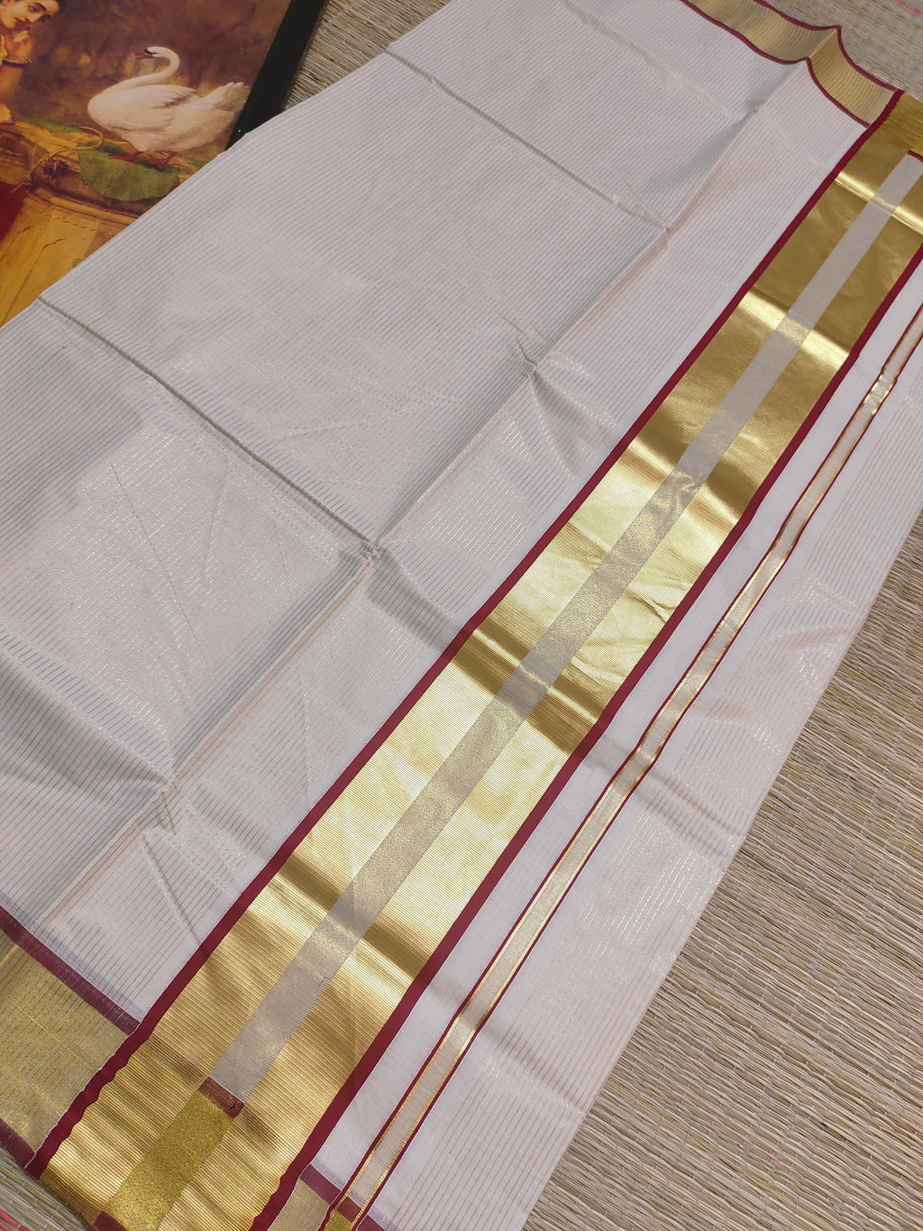 Traditional Kerala Cotton Saree with Elegant Zari Border